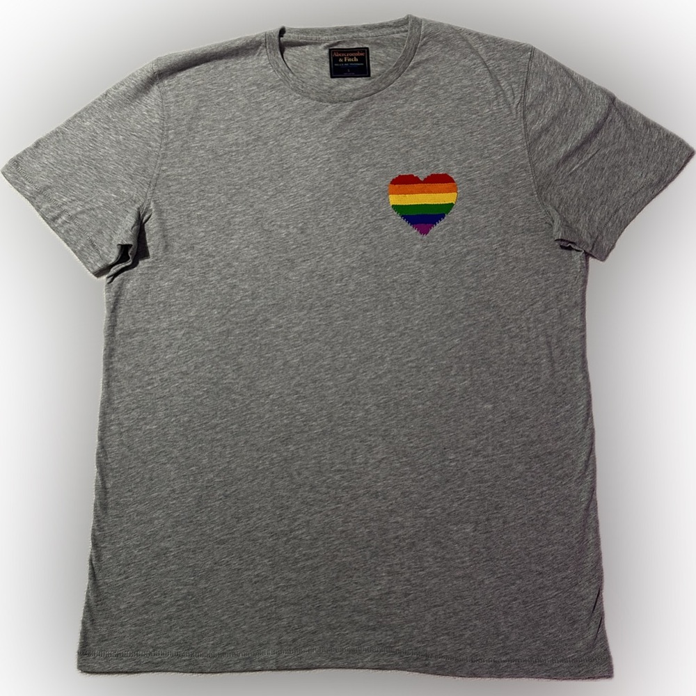 Abercrombie & Fitch LGBTQ+ Pride Flip Sequin Heart Tee Shirt - Size Large